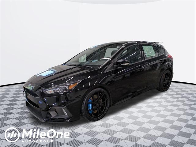 Photo of 2017 Shadow Black Ford Focus RS