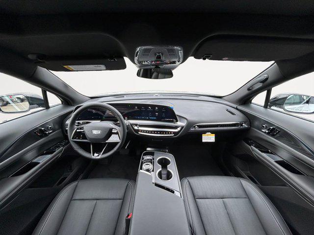Photo of 2025 Crystal White Tricoat Cadillac LYRIQ
