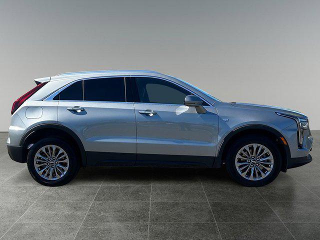 Photo of 2024 Argent Silver Metallic Cadillac XT4