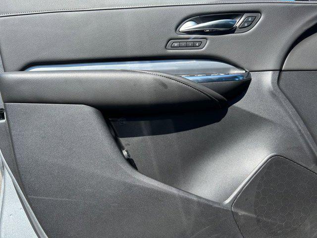 Photo of 2024 Argent Silver Metallic Cadillac XT4