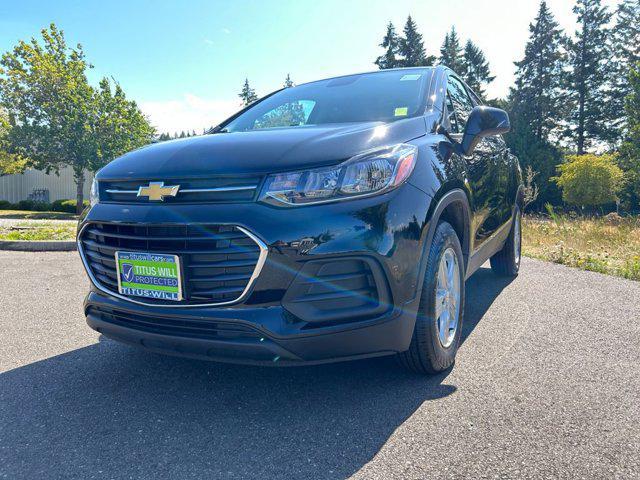 Photo of 2022 Mosaic Black Metallic Chevrolet Trax