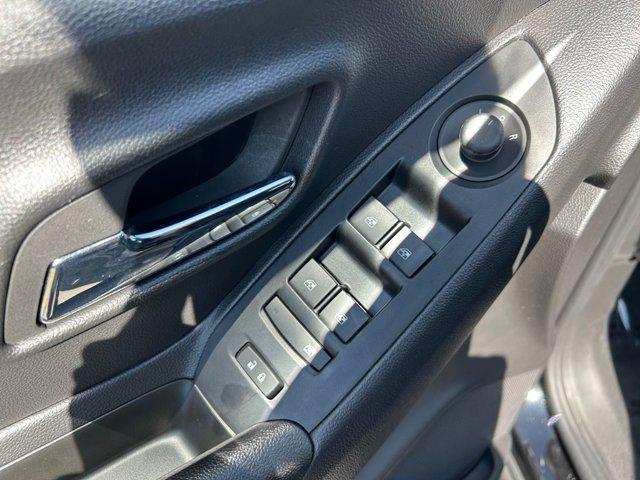 Photo of 2022 Mosaic Black Metallic Chevrolet Trax