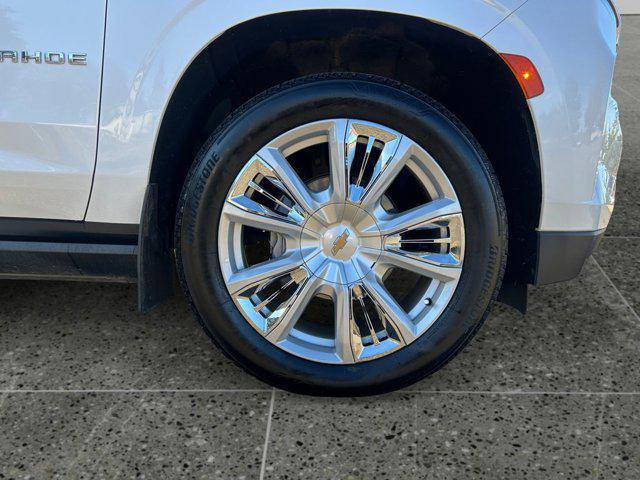 Photo of 2024 Iridescent Pearl Tricoat Chevrolet Tahoe