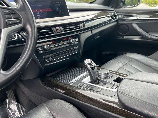 Photo of 2018 White BMW X5