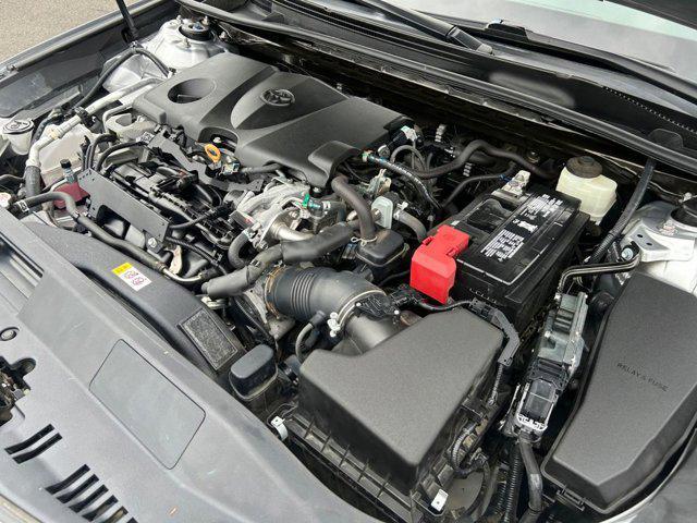 Photo of 2018 Celestial Silver Metallic Toyota Camry