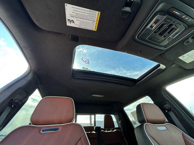 Photo of 2025 White Frost Tricoat GMC Sierra 3500