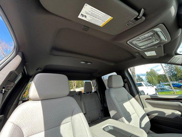 Photo of 2025 Summit White GMC Sierra 3500