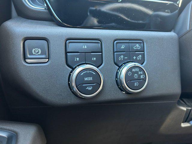 Photo of 2025 Summit White GMC Sierra 3500