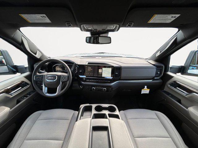 Photo of 2025 Summit White GMC Sierra 3500