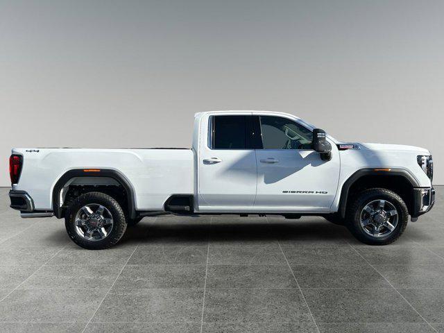 Photo of 2025 Summit White GMC Sierra 3500