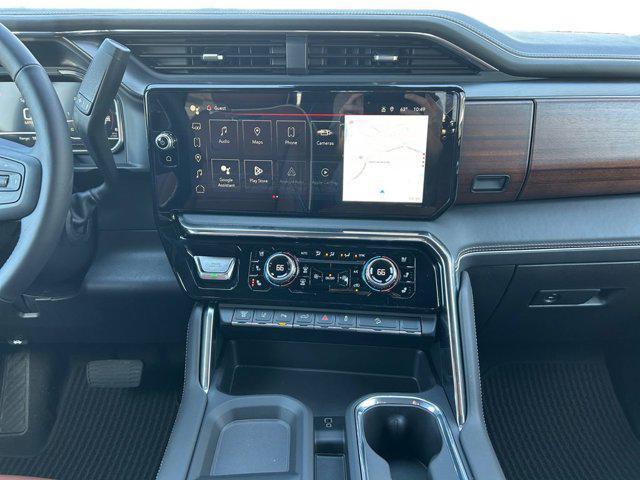 Photo of 2025 White Frost Tricoat GMC Sierra 3500