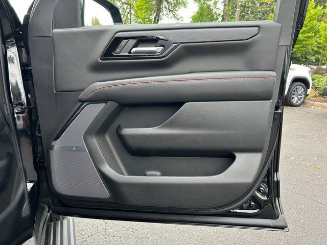 Photo of 2025 Onyx Black GMC Yukon XL