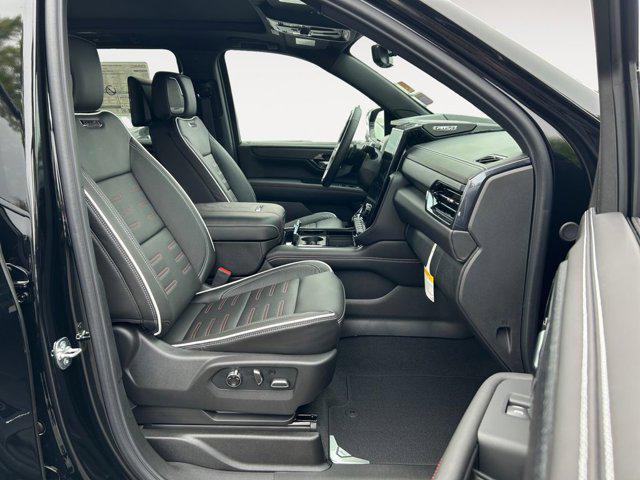 Photo of 2025 Onyx Black GMC Yukon XL