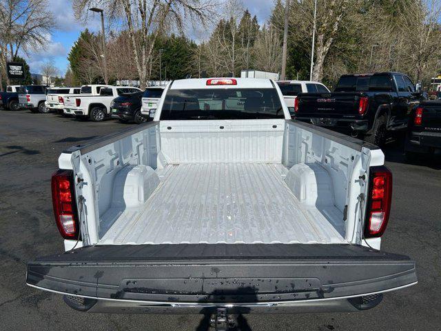 Photo of 2025 Summit White GMC Sierra 1500