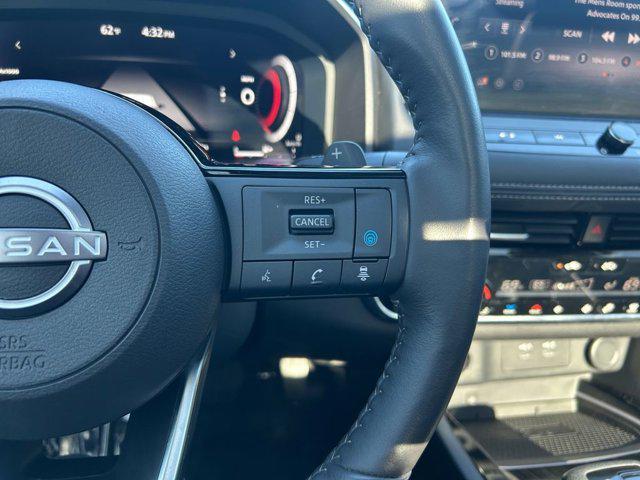 Photo of 2024 Gun Metallic Nissan Rogue