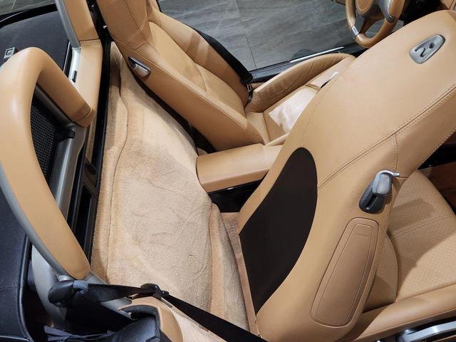 Photo of 2010 Black Porsche Boxster