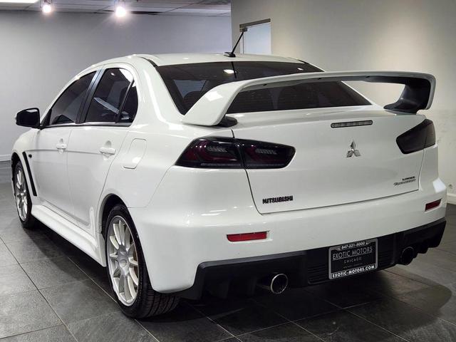 Photo of 2015 White Mitsubishi Lancer Evolution