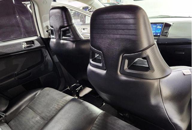 Photo of 2015 White Mitsubishi Lancer Evolution