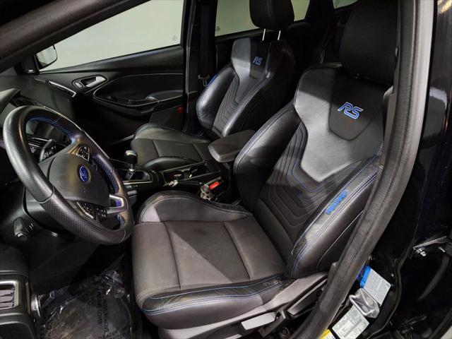 Photo of 2017 Black Ford Focus RS