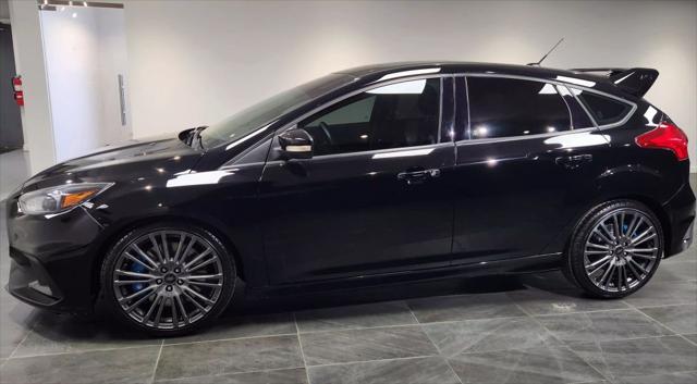 Photo of 2017 Black Ford Focus RS