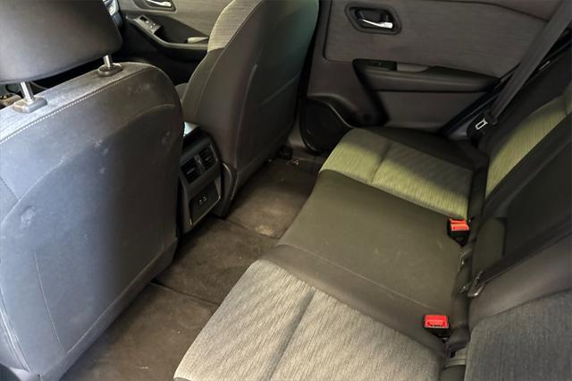 Photo of 2023 Brilliant Silver Metallic Nissan Rogue