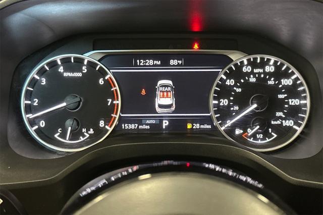 Photo of 2023 Brilliant Silver Metallic Nissan Rogue