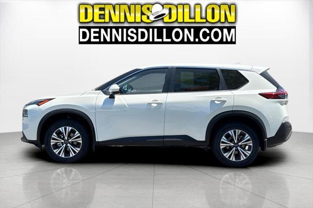 Photo of 2023 Pearl White Tricoat Nissan Rogue