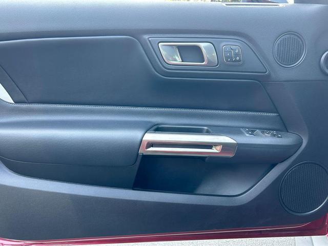 Photo of 2021 Red Ford Shelby GT500