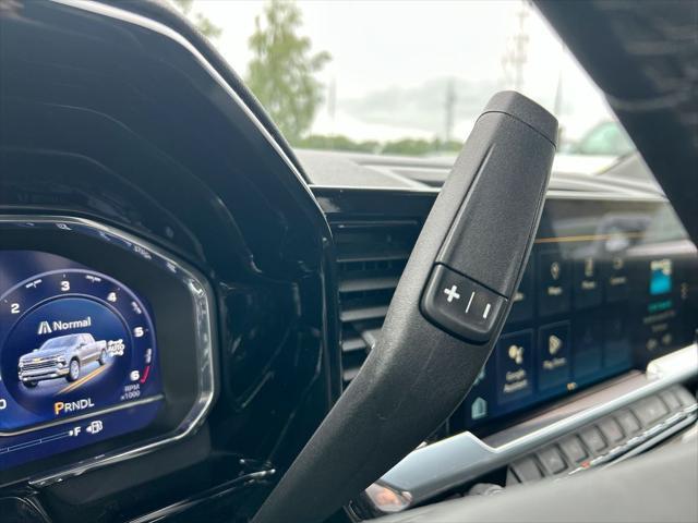 Photo of 2025 Black Chevrolet Silverado 1500