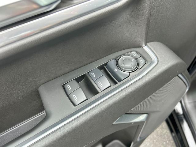 Photo of 2025 Black Chevrolet Silverado 1500