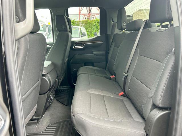 Photo of 2025 Black Chevrolet Silverado 1500