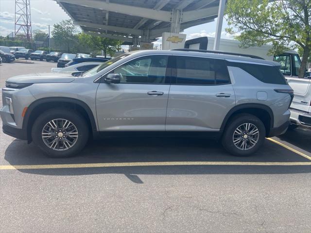 Photo of 2025 Sterling Gray Metallic Chevrolet Traverse