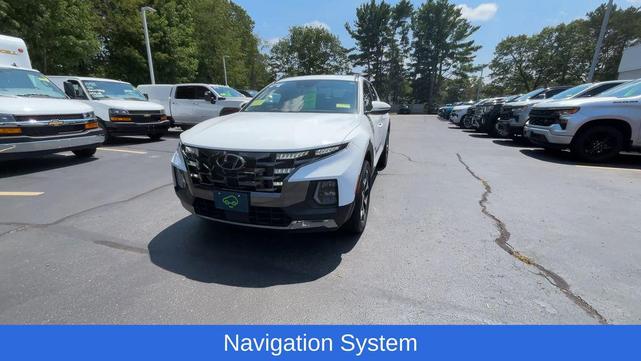 Photo of 2022 Ice White Hyundai SANTA CRUZ