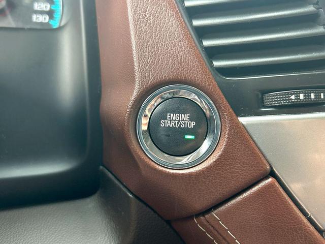 Photo of 2019 Summit White Chevrolet Tahoe
