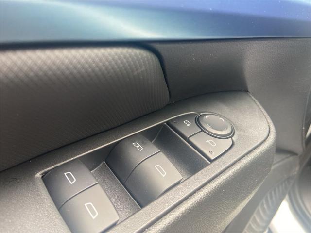 Photo of 2025 Summit White Chevrolet Equinox EV