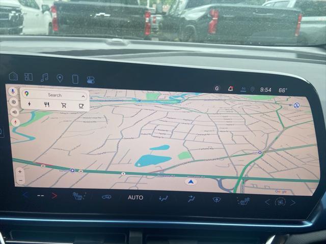 Photo of 2025 Summit White Chevrolet Equinox EV