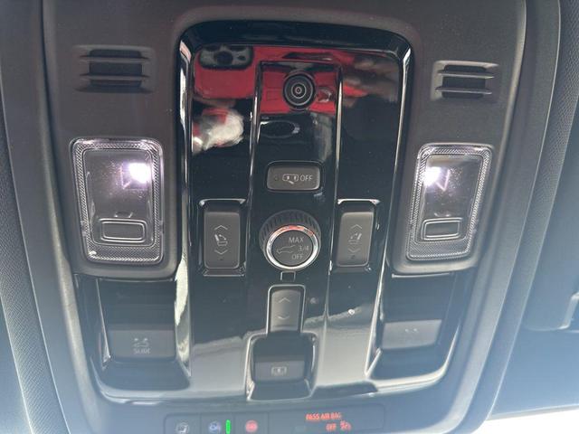 Photo of 2026 Black Chevrolet Suburban