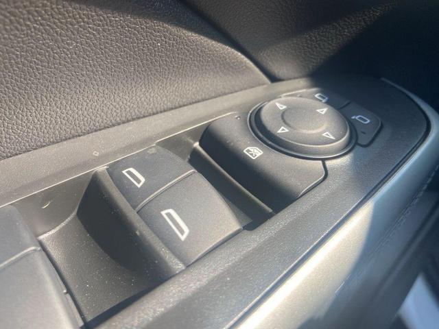 Photo of 2025 Summit White Chevrolet Trax
