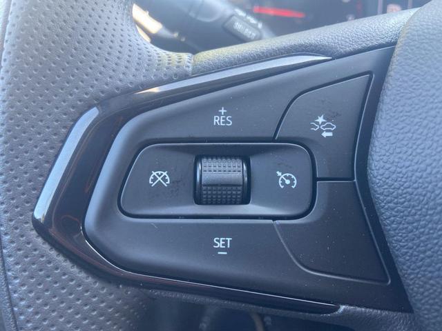 Photo of 2025 Summit White Chevrolet Trax