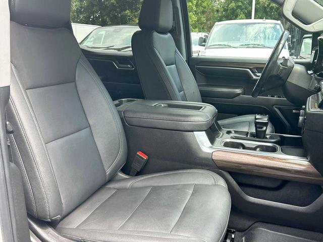 Photo of 2022 Summit White Chevrolet Silverado 1500