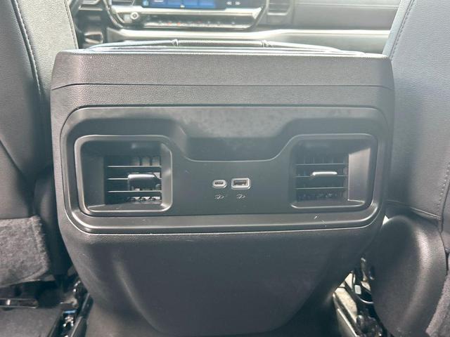 Photo of 2022 Summit White Chevrolet Silverado 1500