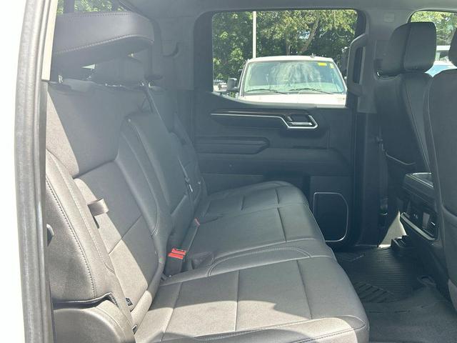 Photo of 2022 Summit White Chevrolet Silverado 1500