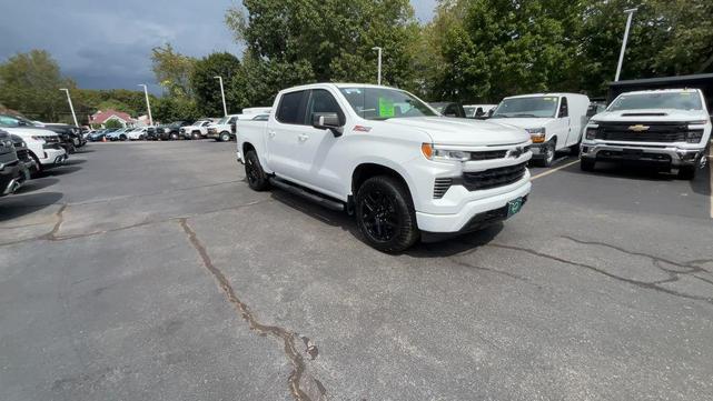 Photo of 2022 Summit White Chevrolet Silverado 1500