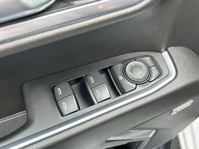 Photo of 2022 Summit White Chevrolet Silverado 1500