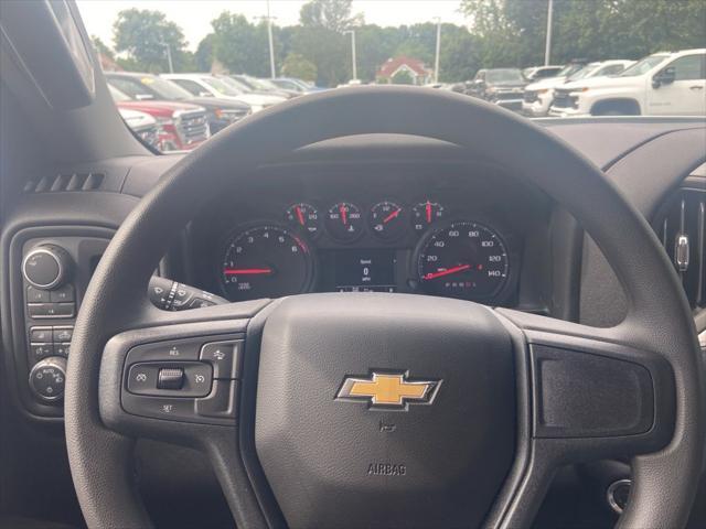 Photo of 2025 Summit White Chevrolet Silverado 3500
