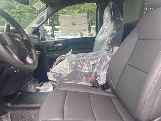 Photo of 2025 Summit White Chevrolet Silverado 3500