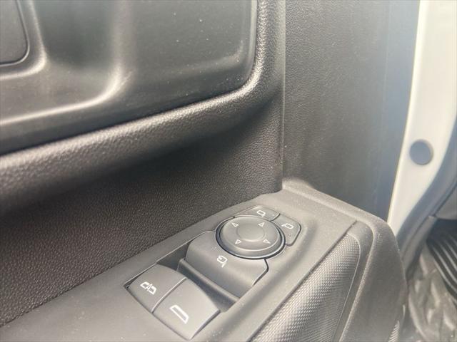 Photo of 2025 Summit White Chevrolet Silverado 3500