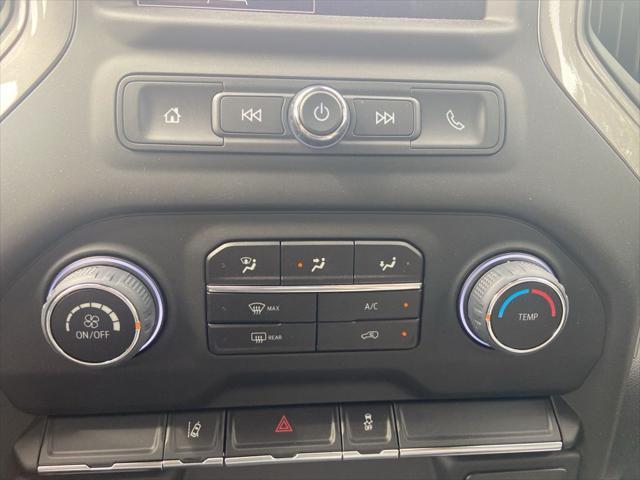 Photo of 2025 Summit White Chevrolet Silverado 3500