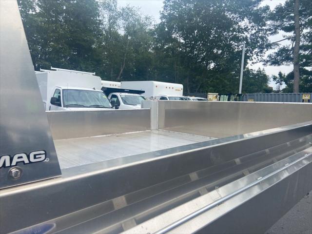 Photo of 2025 Summit White Chevrolet Silverado 3500