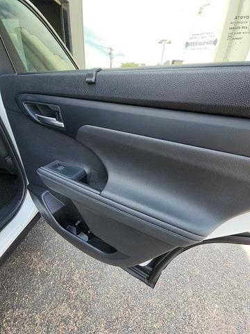 Photo of 2023 Wind Chill Pearl Toyota Highlander